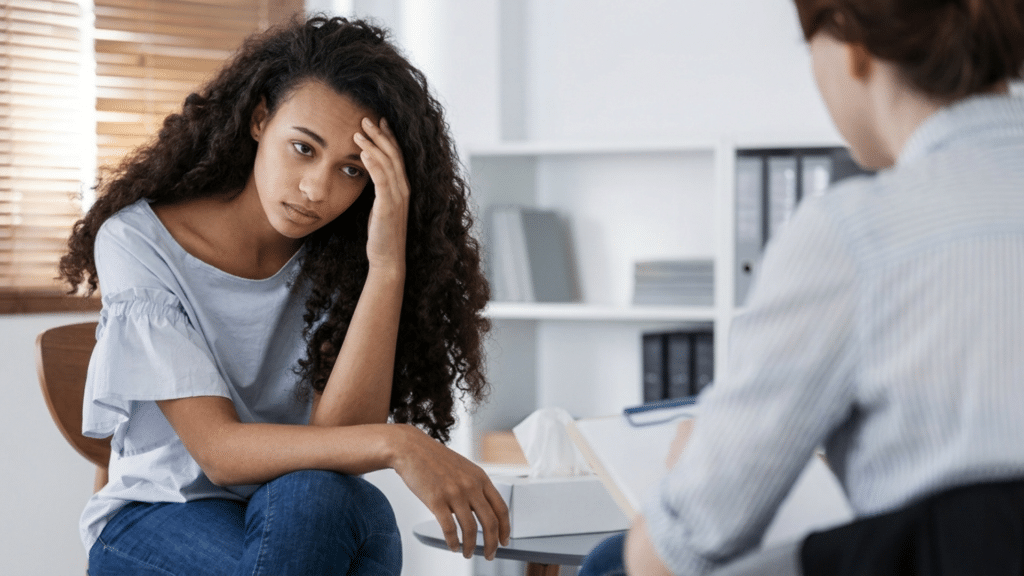 What Are the 17 Symptoms of PTSD: Signs and Causes